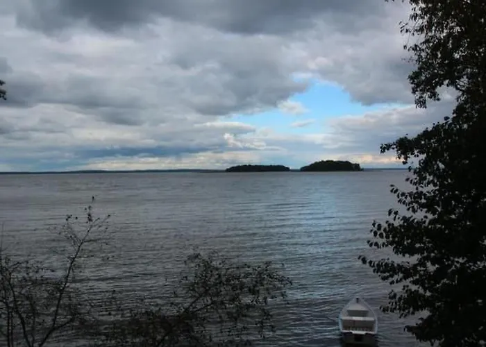 Ferienvilla Mit Blick Auf Wasser By Interhome